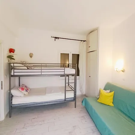 Lejlighed Ipsos Beach Apartment *